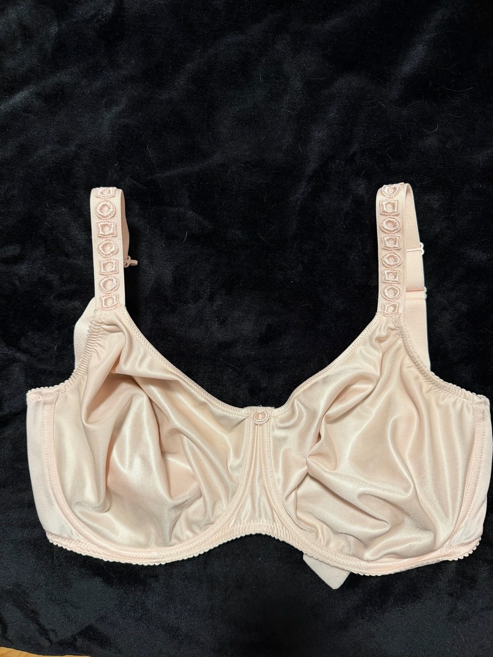 Prima Donna Full-Coverage Bra in Light Nude